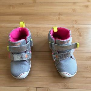 PLAE maxi toddler girl shoes size US8
